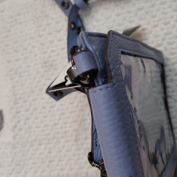 AIMEE KESTENBERG OUT OF OFFICE CELL PHONE CROSSBODY - Picture 12 of 12